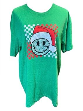NWT Halo festive Santa hat atop a leopard-print smiley face graphic top SZ XL